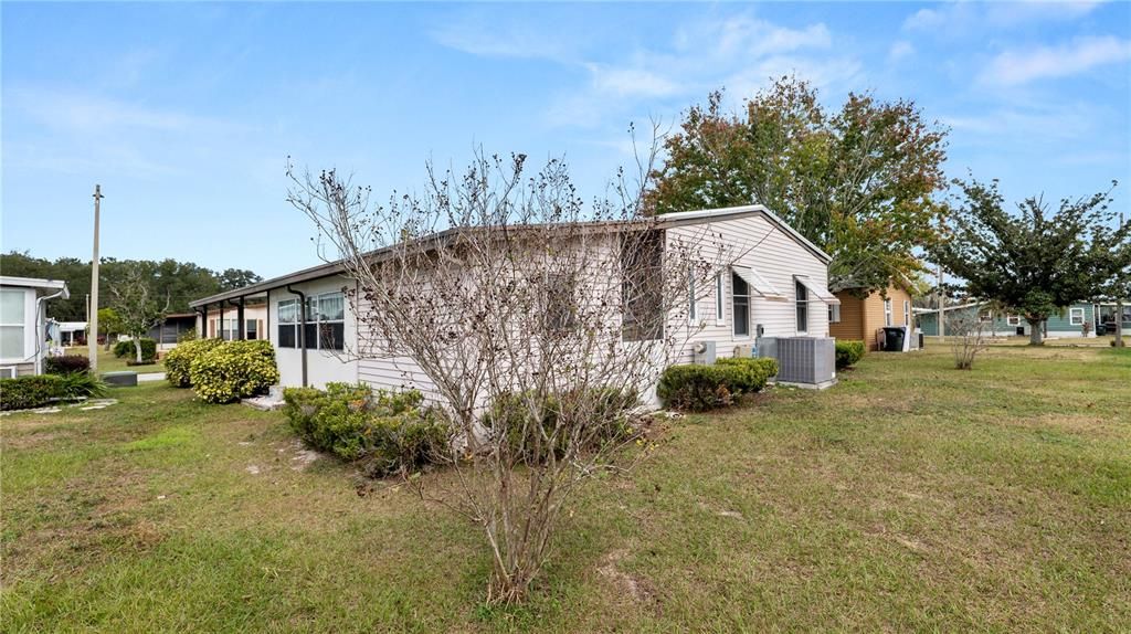 For Sale: $185,000 (2 beds, 2 baths, 1552 Square Feet)