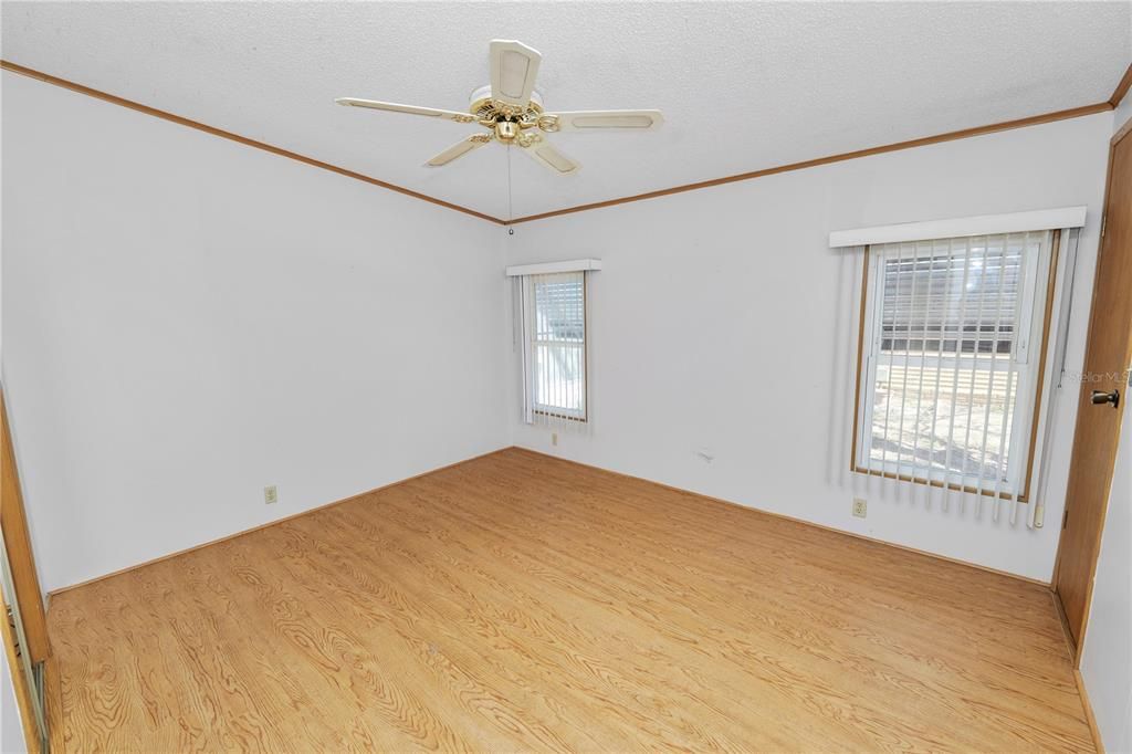 For Sale: $185,000 (2 beds, 2 baths, 1552 Square Feet)