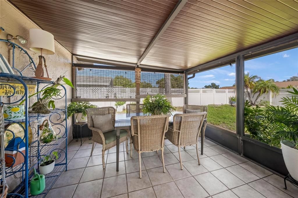 For Sale: $469,900 (3 beds, 2 baths, 1484 Square Feet)