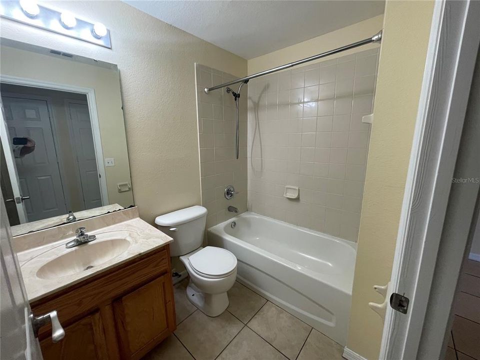 For Sale: $325,000 (4 beds, 2 baths, 2070 Square Feet)