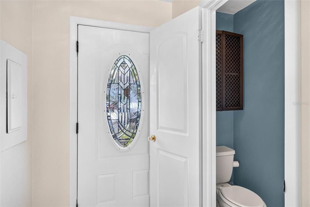 For Sale: $209,900 (2 beds, 2 baths, 1261 Square Feet)