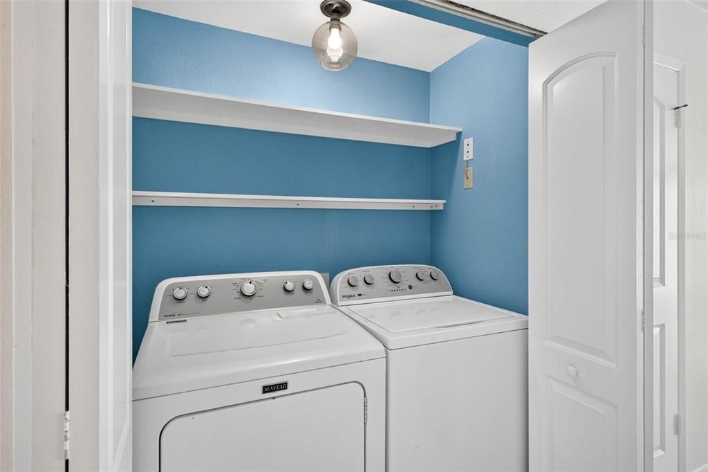 For Sale: $209,900 (2 beds, 2 baths, 1261 Square Feet)