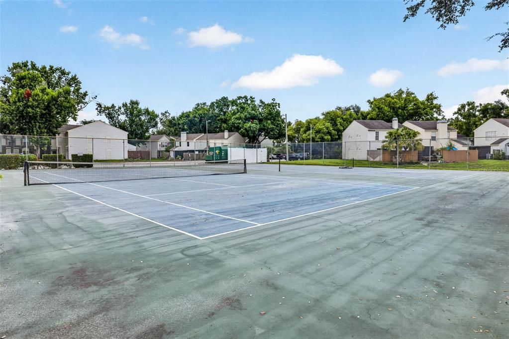 For Sale: $209,900 (2 beds, 2 baths, 1261 Square Feet)