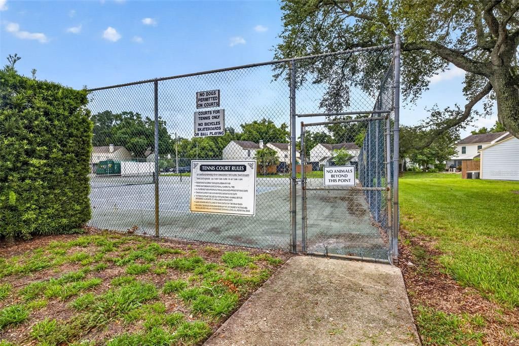 For Sale: $209,900 (2 beds, 2 baths, 1261 Square Feet)