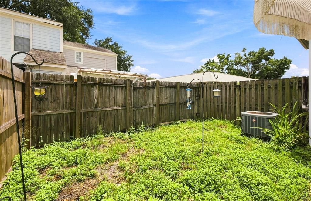 For Sale: $209,900 (2 beds, 2 baths, 1261 Square Feet)