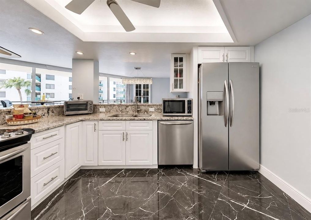 For Sale: $579,000 (2 beds, 2 baths, 1350 Square Feet)
