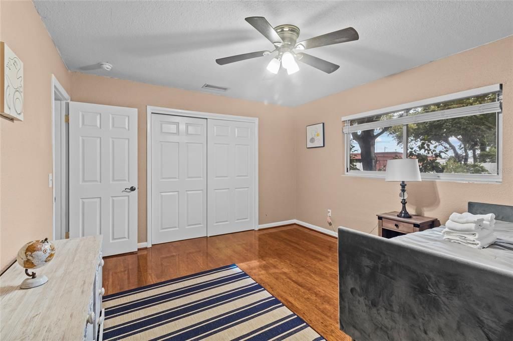 For Sale: $535,000 (5 beds, 3 baths, 2021 Square Feet)