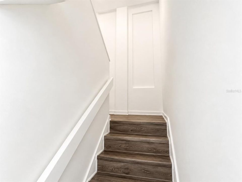 For Rent: $1,950 (3 beds, 2 baths, 1388 Square Feet)