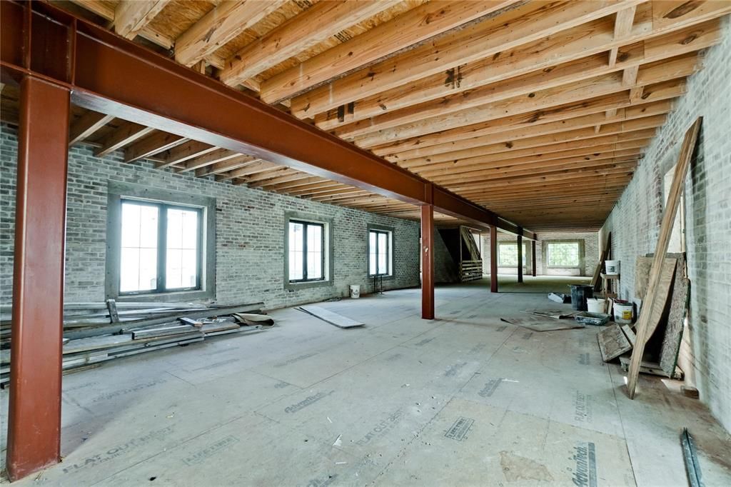 For Sale: $2,600,000 (0 beds, 0 baths, 9725 Square Feet)