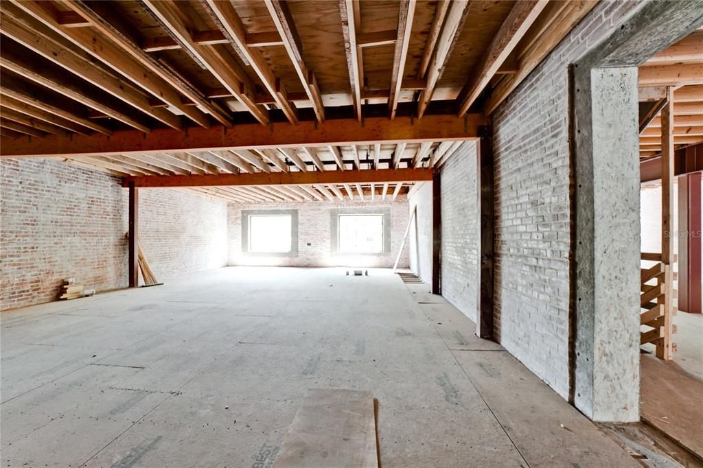For Sale: $2,600,000 (0 beds, 0 baths, 9725 Square Feet)