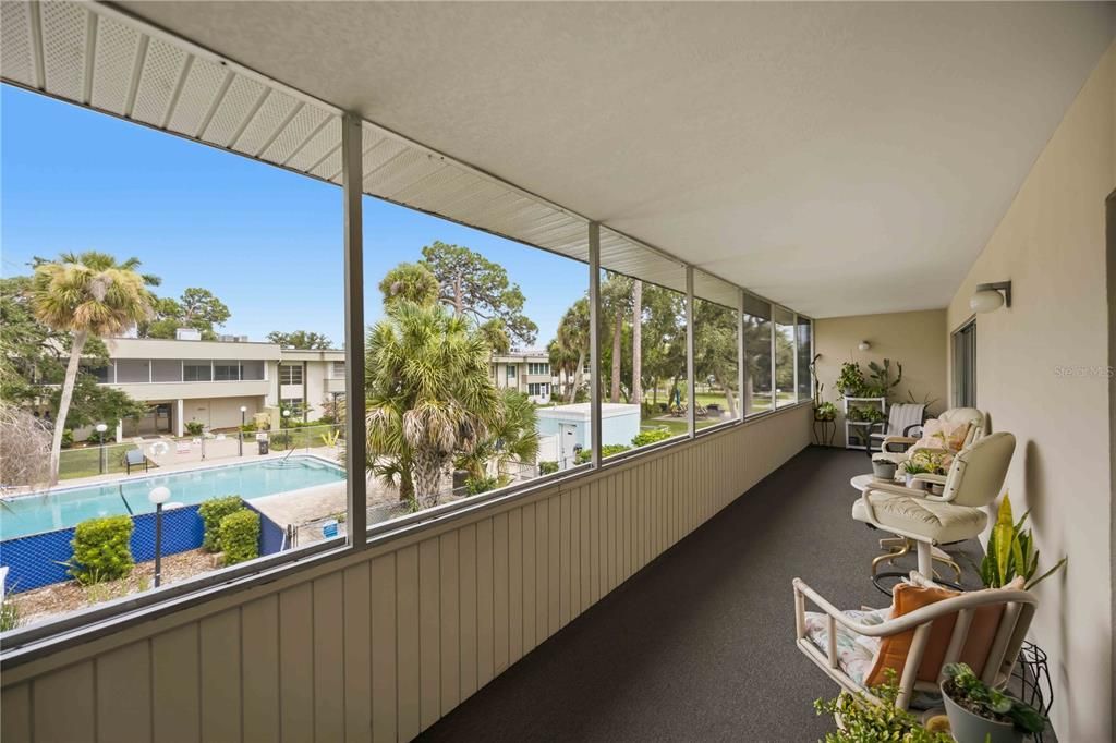 For Sale: $85,900 (2 beds, 2 baths, 919 Square Feet)