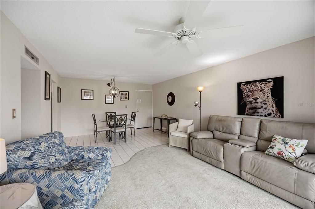 For Sale: $85,900 (2 beds, 2 baths, 919 Square Feet)