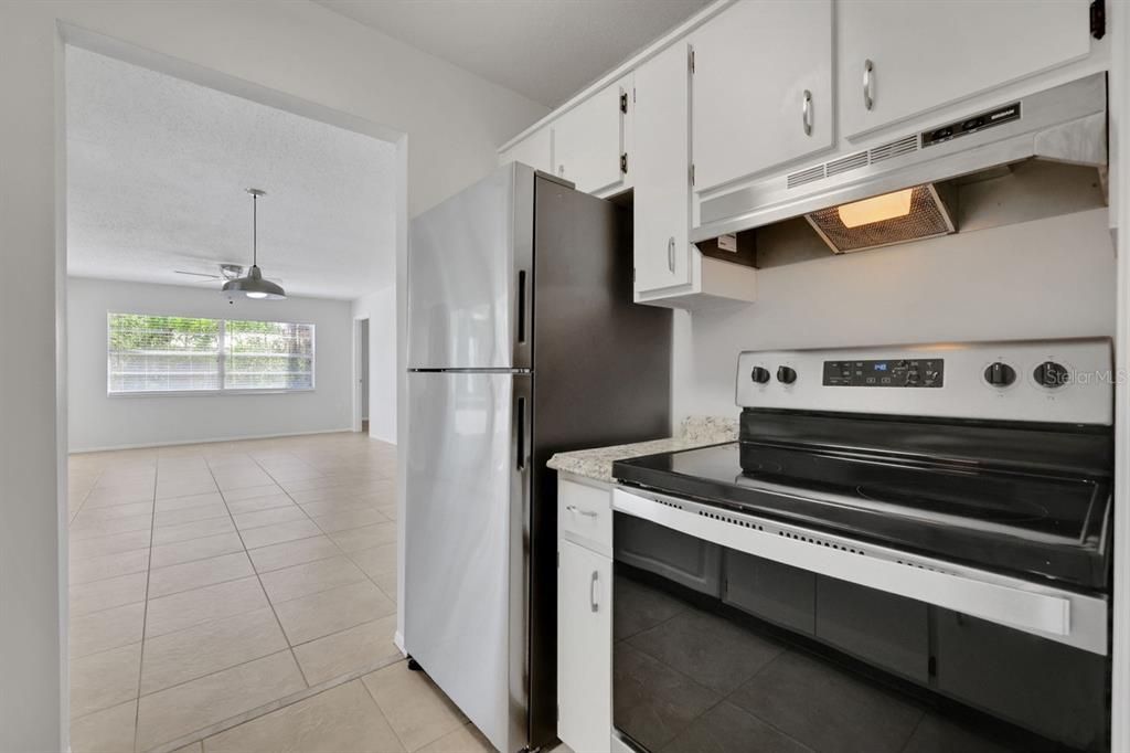 For Sale: $139,000 (2 beds, 2 baths, 1148 Square Feet)