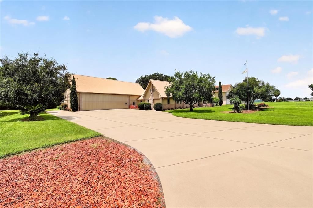For Sale: $795,000 (3 beds, 2 baths, 2506 Square Feet)