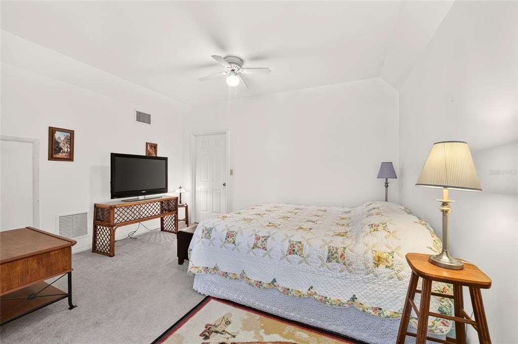 For Sale: $795,000 (3 beds, 2 baths, 2506 Square Feet)