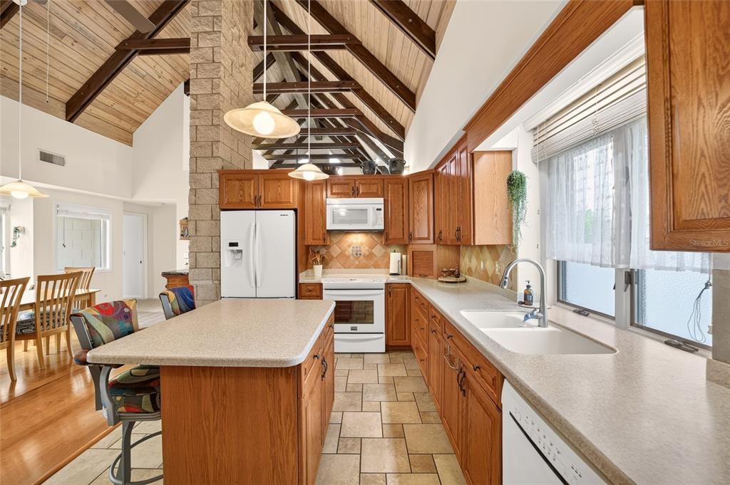 For Sale: $795,000 (3 beds, 2 baths, 2506 Square Feet)