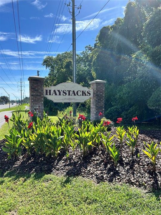 For Sale: $159,000 (2 beds, 2 baths, 995 Square Feet)