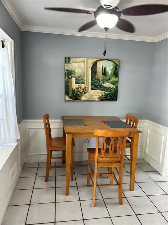 For Sale: $159,000 (2 beds, 2 baths, 995 Square Feet)