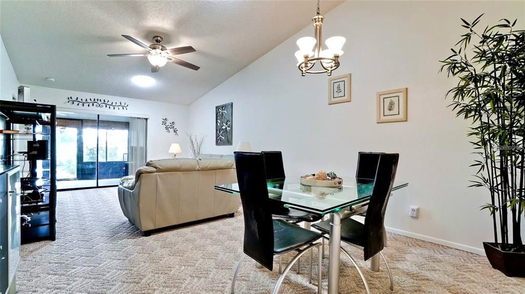 For Sale: $209,000 (2 beds, 2 baths, 1068 Square Feet)