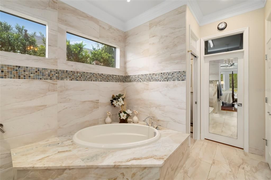 For Sale: $1,695,000 (4 beds, 3 baths, 3272 Square Feet)
