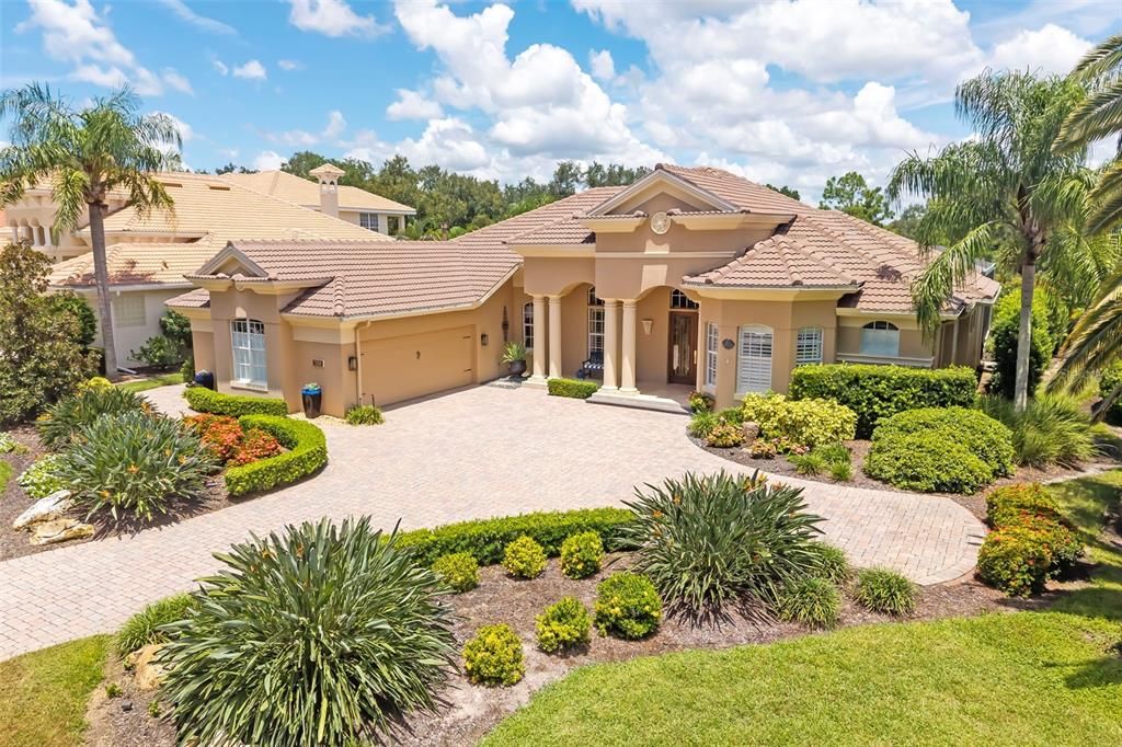 For Sale: $1,695,000 (4 beds, 3 baths, 3272 Square Feet)