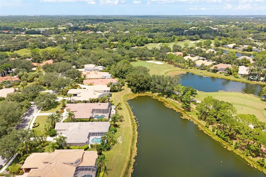 For Sale: $1,695,000 (4 beds, 3 baths, 3272 Square Feet)