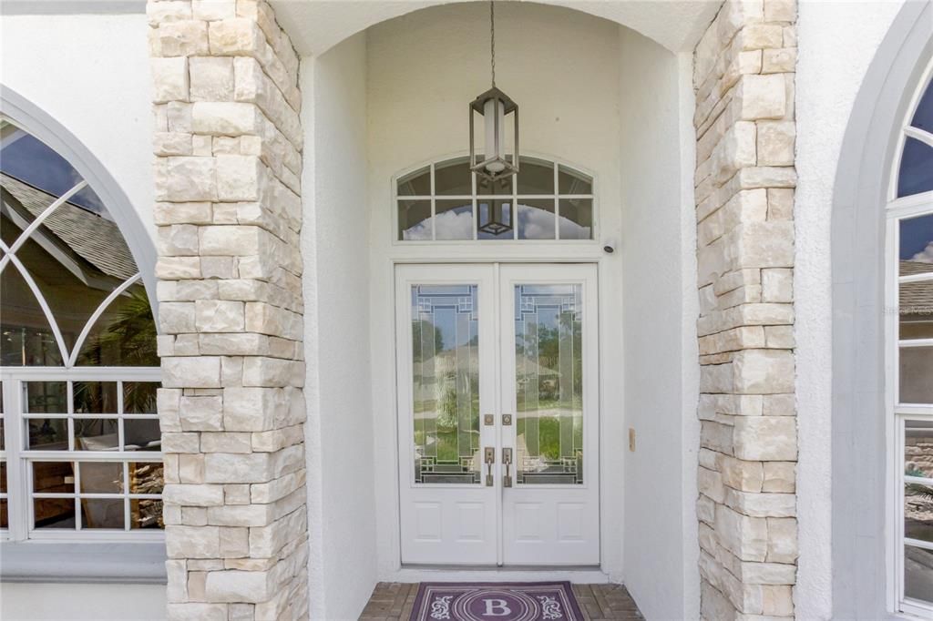 For Sale: $595,000 (4 beds, 3 baths, 2727 Square Feet)