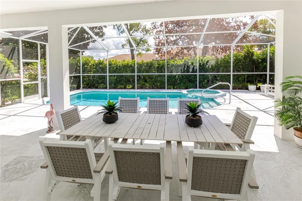 For Sale: $595,000 (4 beds, 3 baths, 2727 Square Feet)