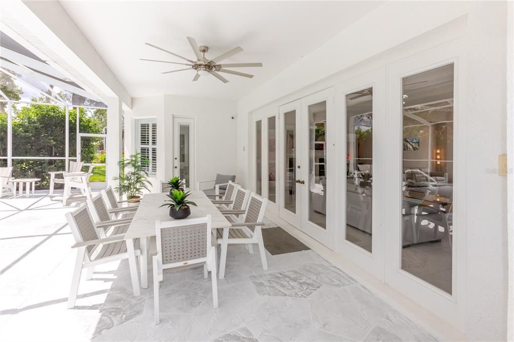 For Sale: $595,000 (4 beds, 3 baths, 2727 Square Feet)