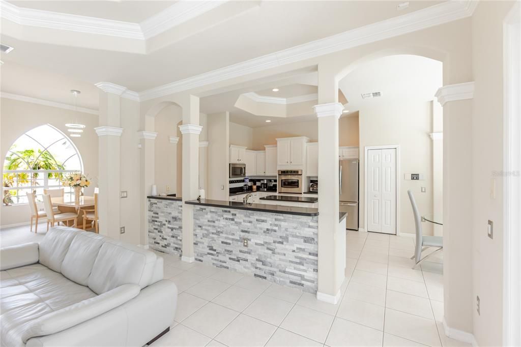 For Sale: $595,000 (4 beds, 3 baths, 2727 Square Feet)