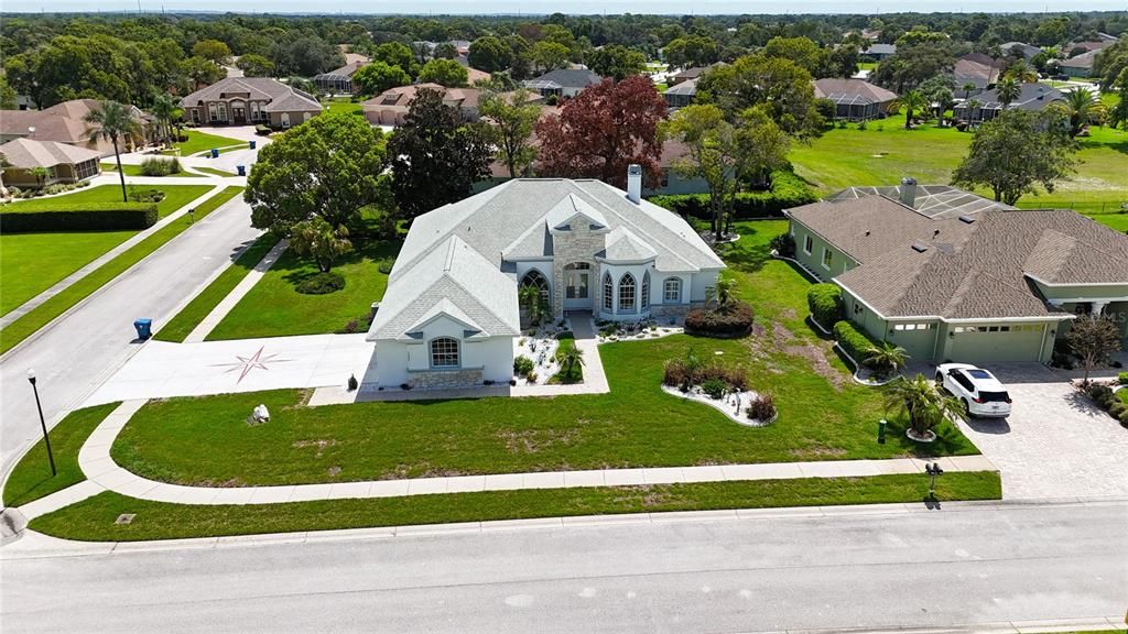 For Sale: $595,000 (4 beds, 3 baths, 2727 Square Feet)
