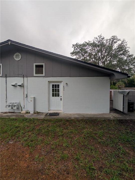 For Rent: $1,200 (2 beds, 1 baths, 777 Square Feet)