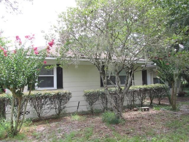 For Rent: $2,200 (3 beds, 1 baths, 1228 Square Feet)