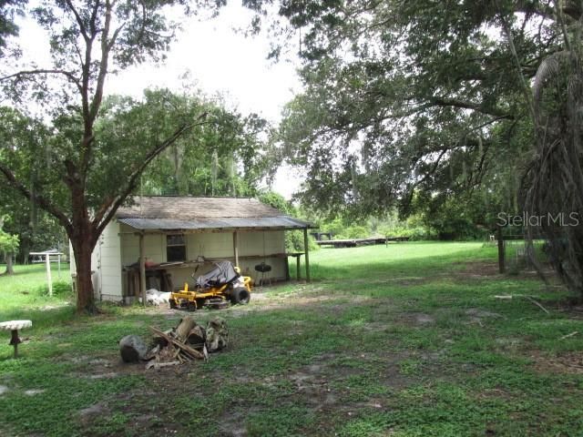 For Rent: $2,200 (3 beds, 1 baths, 1228 Square Feet)
