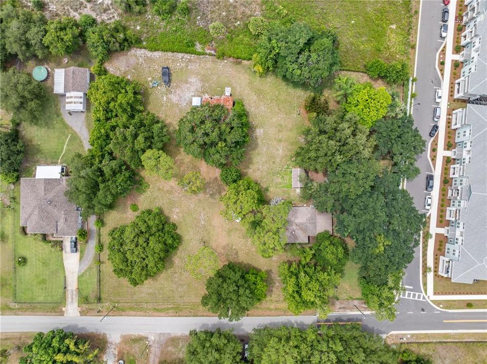 For Rent: $2,200 (3 beds, 1 baths, 1228 Square Feet)