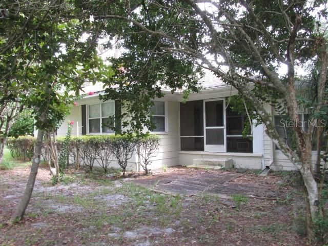 For Rent: $2,200 (3 beds, 1 baths, 1228 Square Feet)