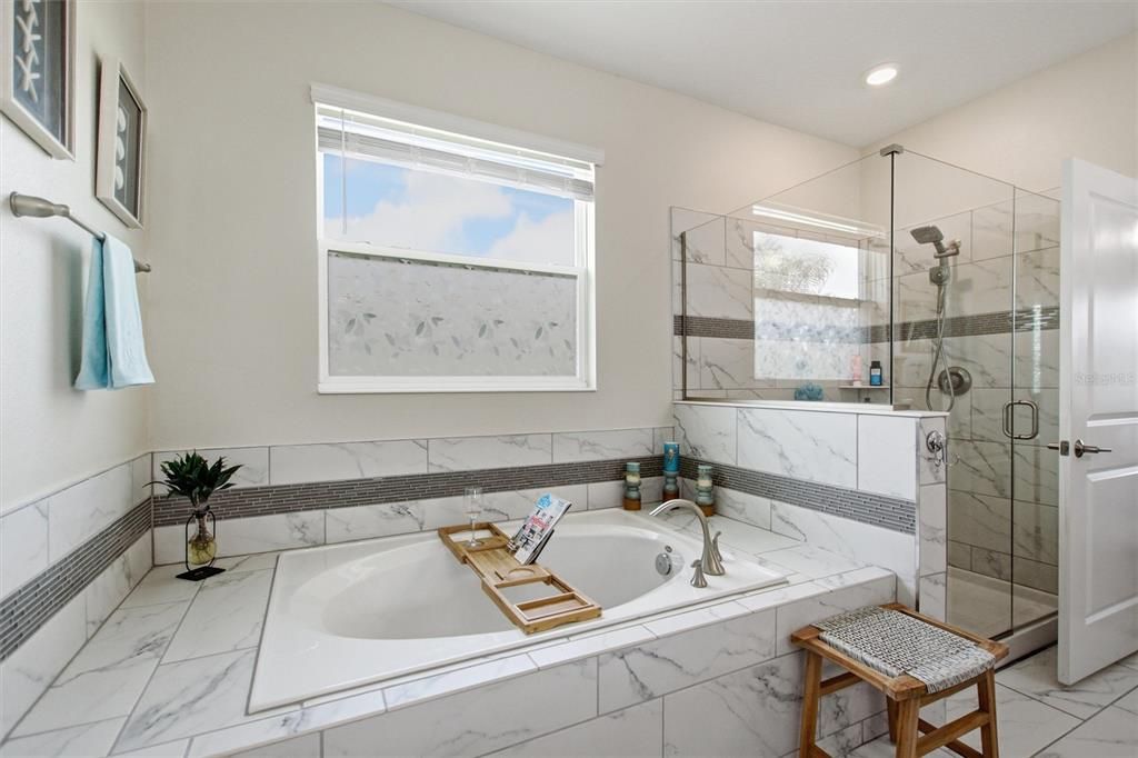 For Sale: $649,900 (4 beds, 3 baths, 3305 Square Feet)