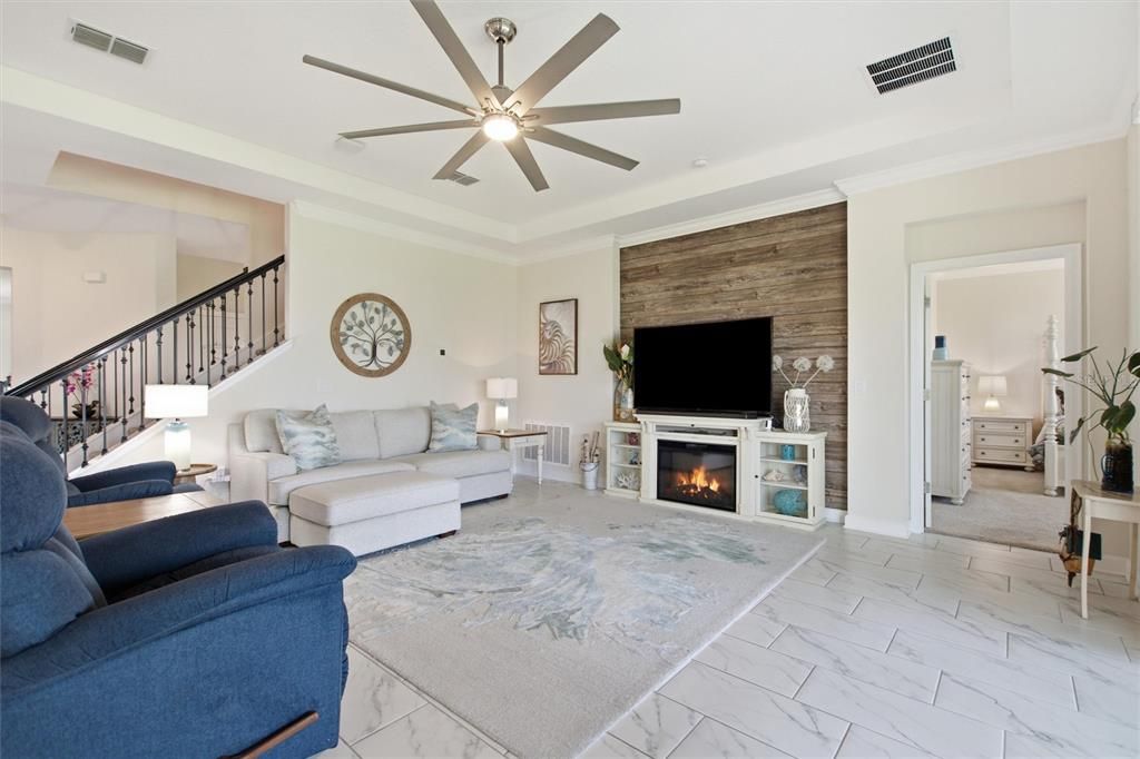 For Sale: $649,900 (4 beds, 3 baths, 3305 Square Feet)