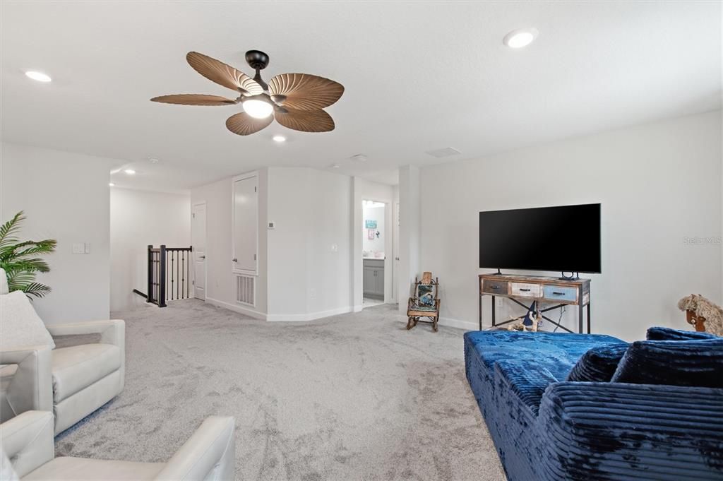 For Sale: $649,900 (4 beds, 3 baths, 3305 Square Feet)