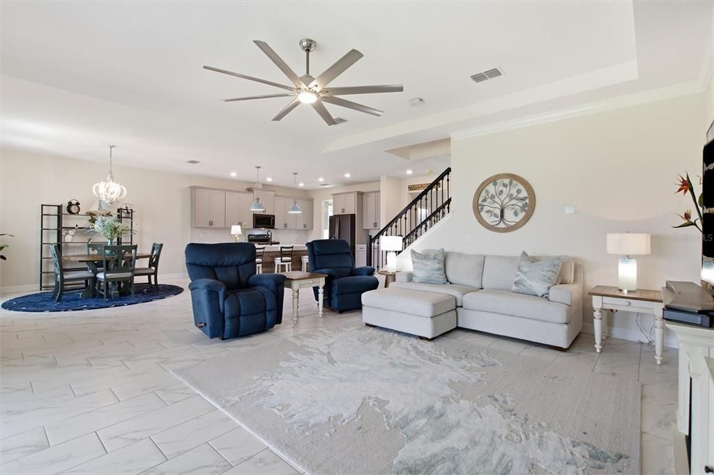 For Sale: $649,900 (4 beds, 3 baths, 3305 Square Feet)