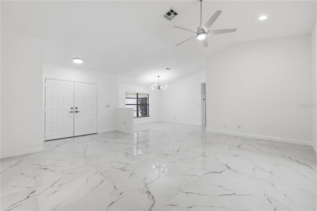For Sale: $599,000 (3 beds, 2 baths, 1763 Square Feet)