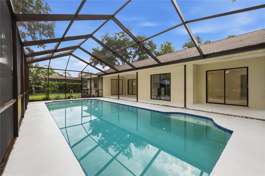 For Sale: $599,000 (3 beds, 2 baths, 1763 Square Feet)