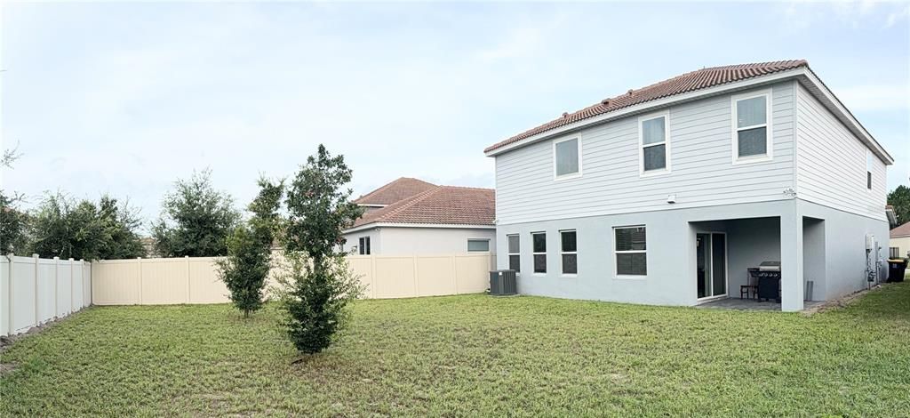 En Venta: $520,000 (4 camas, 2 baños, 3078 Pies cuadrados)