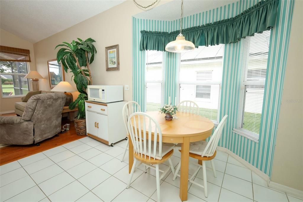 For Sale: $520,000 (4 beds, 2 baths, 2487 Square Feet)