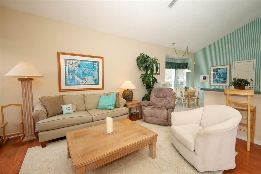 For Sale: $520,000 (4 beds, 2 baths, 2487 Square Feet)