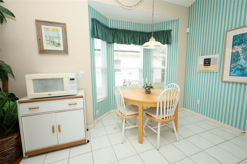 For Sale: $520,000 (4 beds, 2 baths, 2487 Square Feet)