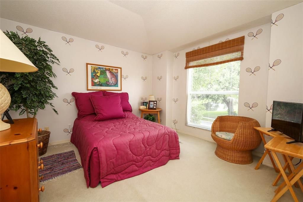 For Sale: $520,000 (4 beds, 2 baths, 2487 Square Feet)