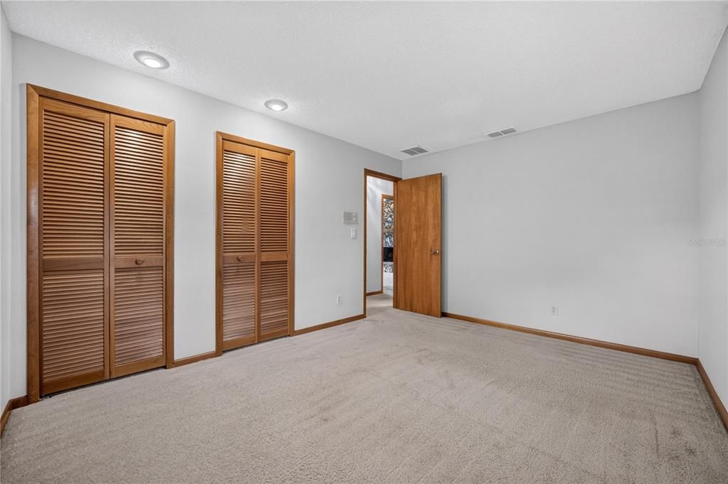 En Venta: $539,900 (4 camas, 2 baños, 2318 Pies cuadrados)