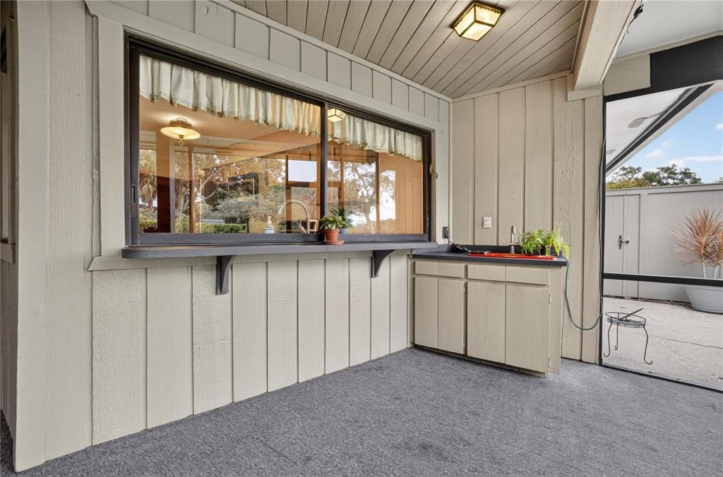 En Venta: $539,900 (4 camas, 2 baños, 2318 Pies cuadrados)