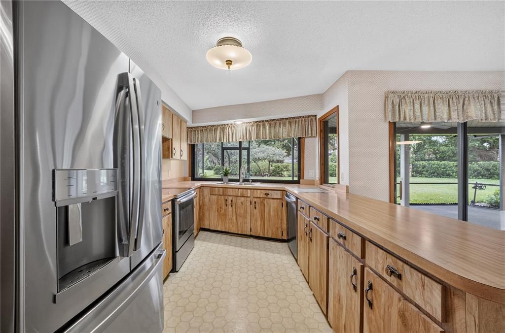 En Venta: $539,900 (4 camas, 2 baños, 2318 Pies cuadrados)